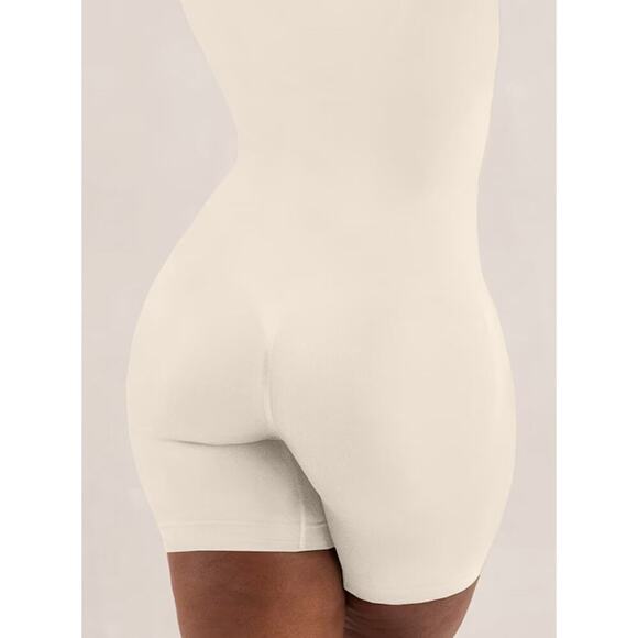 Shapermint Women All Day Everyday Scoop Neck Mid Thigh Bodysuit Size L Cream NWT - Picture 3 of 7